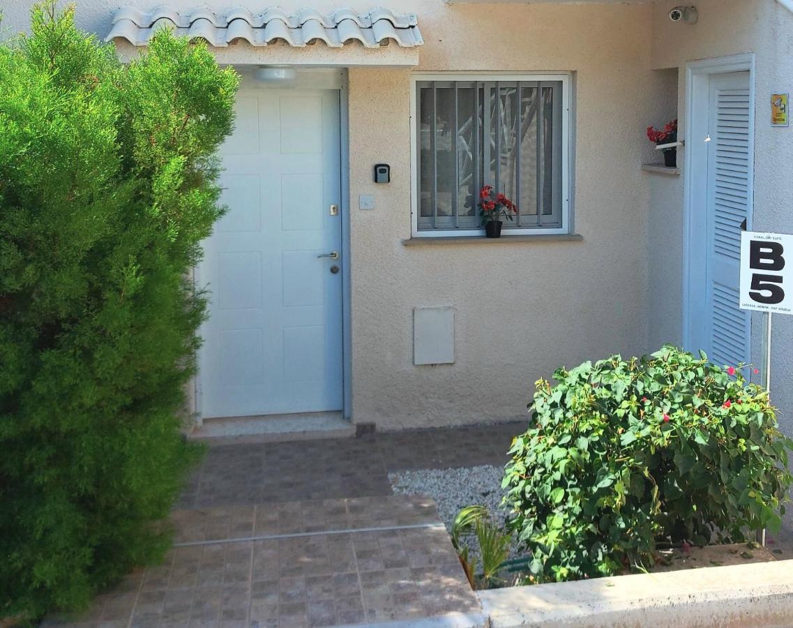 Coral Bay Suite Cyprus Bagian luar foto